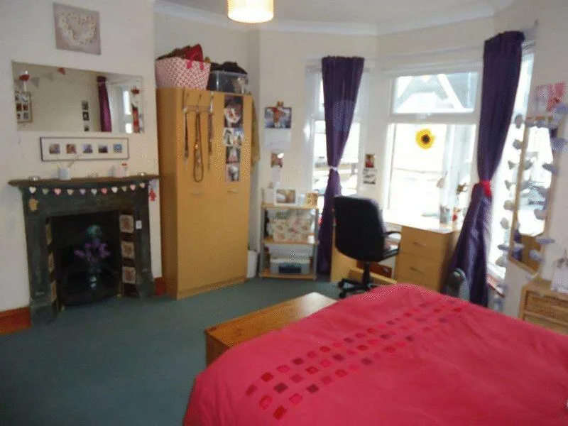 4 bedroom terraced house for rent