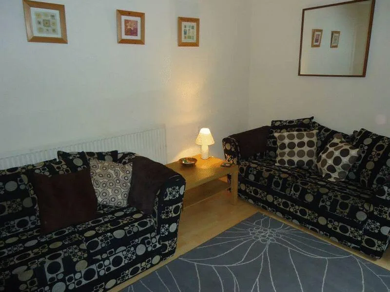 4 bedroom terraced house for rent