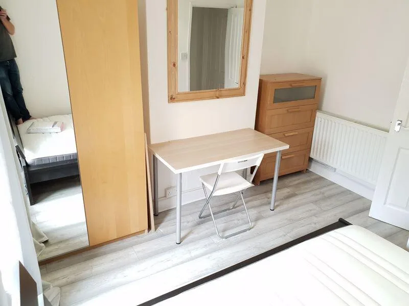 4 bedroom terraced house for rent