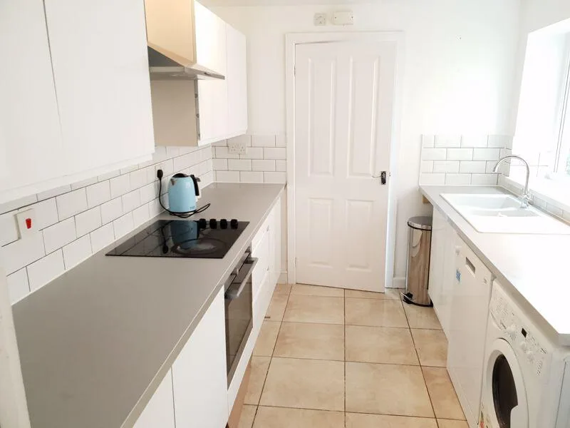 4 bedroom terraced house for rent