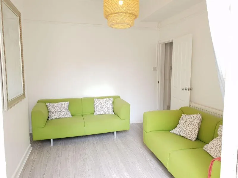 4 bedroom terraced house for rent