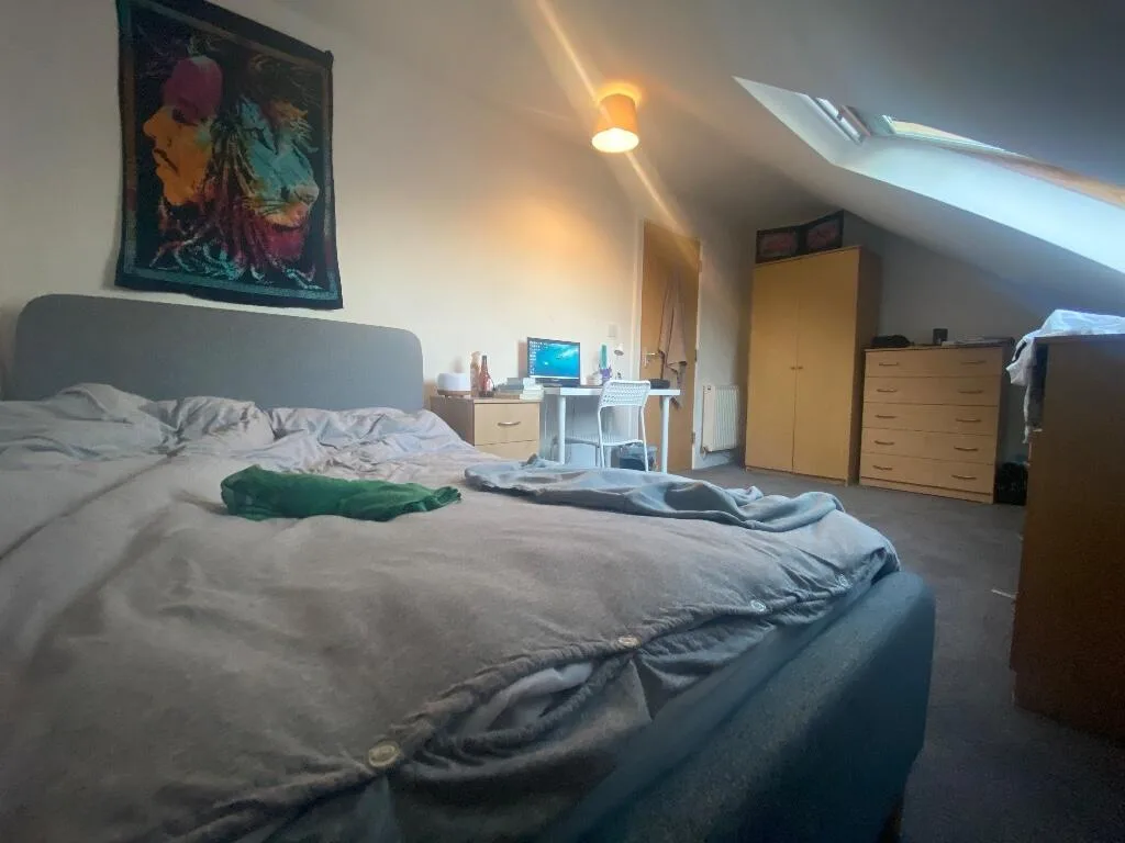7 bedroom terraced house for rent