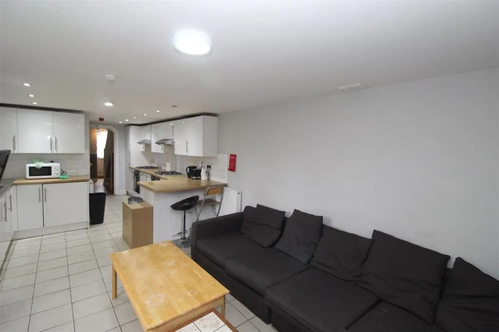 1 bedroom house for rent