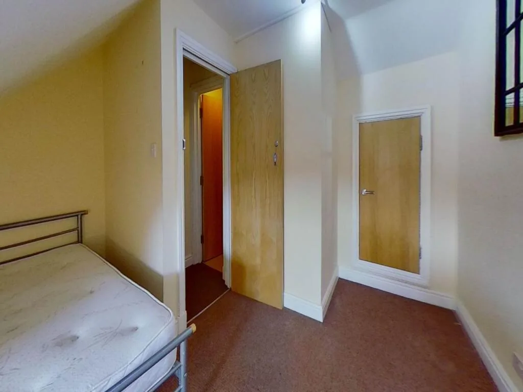 4 bedroom flat for rent