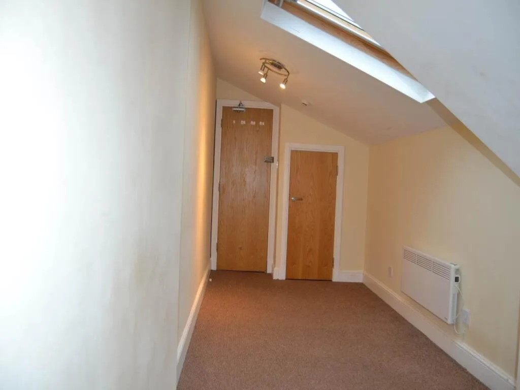 4 bedroom flat for rent