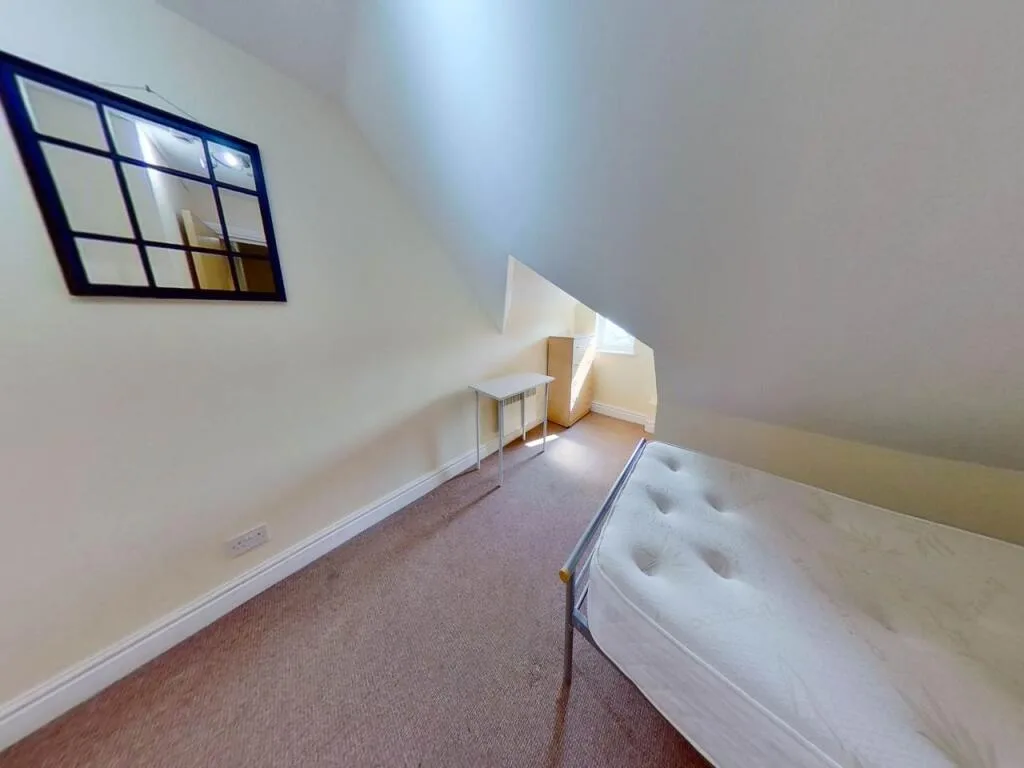 4 bedroom flat for rent