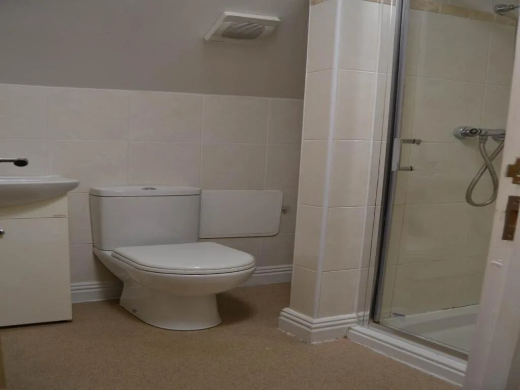 4 bedroom flat for rent