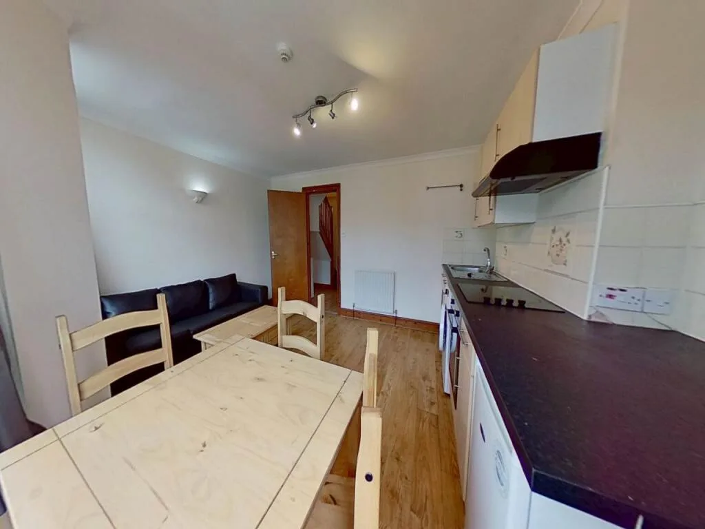 3 bedroom flat for rent