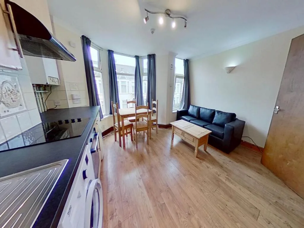 3 bedroom flat for rent
