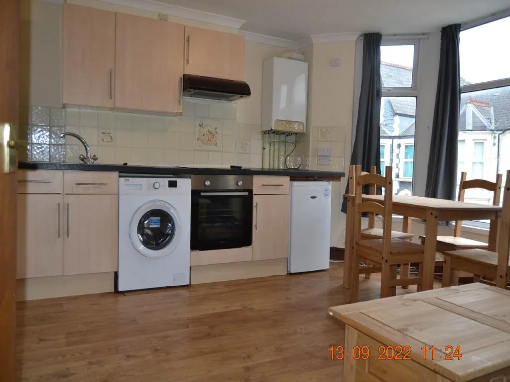 3 bedroom flat for rent