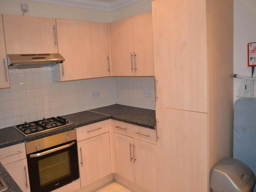 3 bedroom flat for rent