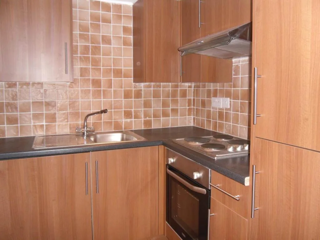 4 bedroom flat for rent