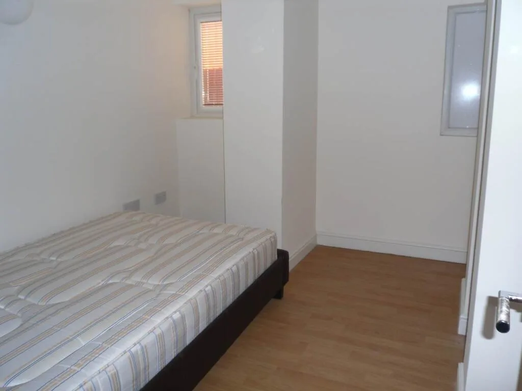 4 bedroom flat for rent