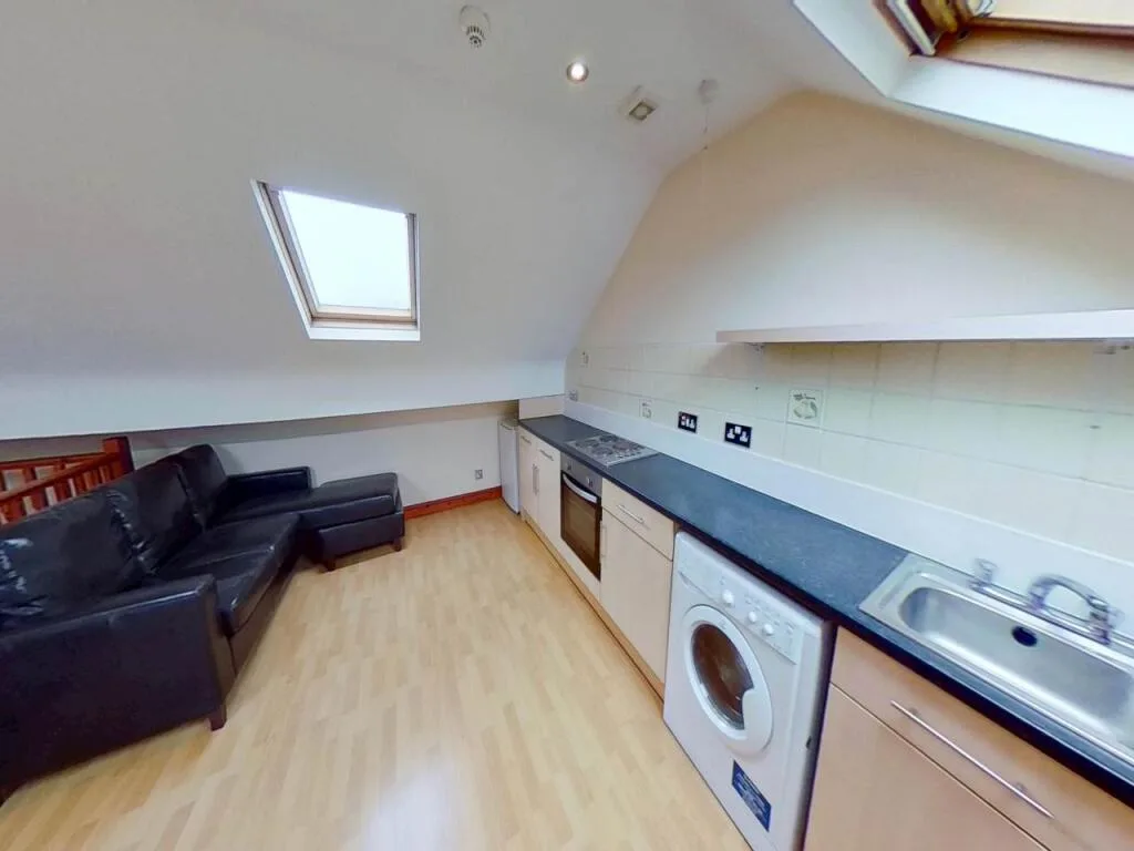 3 bedroom flat for rent