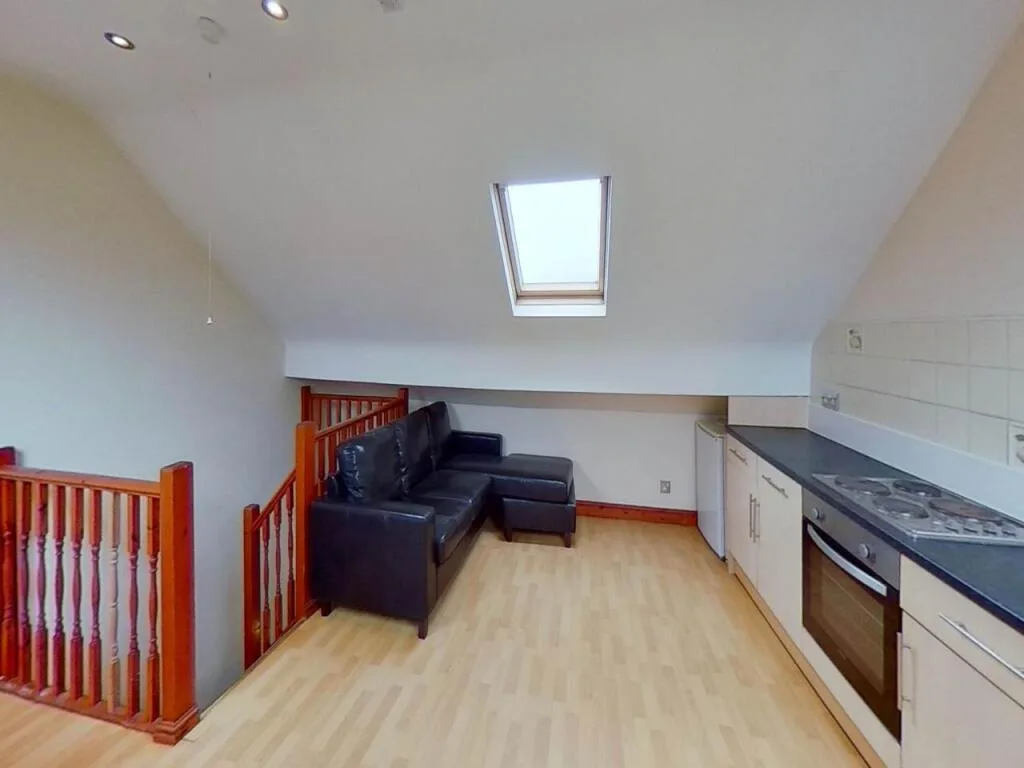 3 bedroom flat for rent