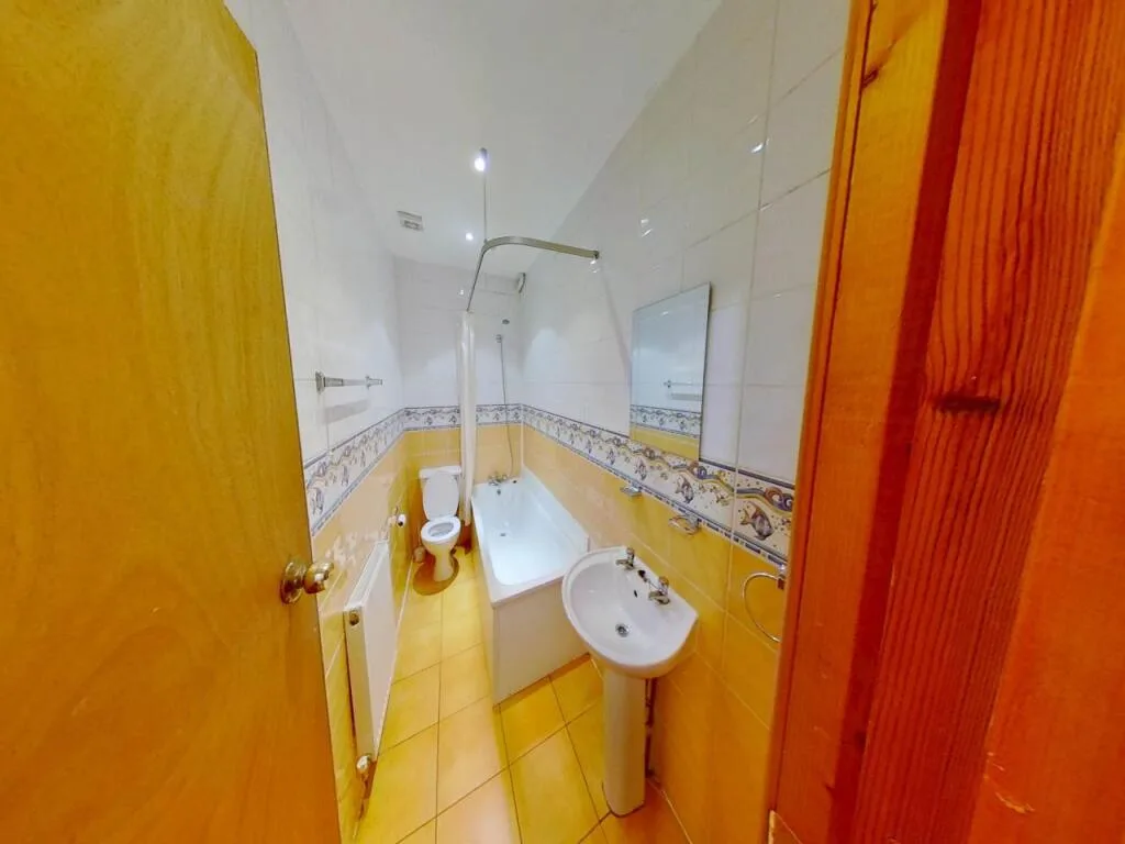 3 bedroom flat for rent