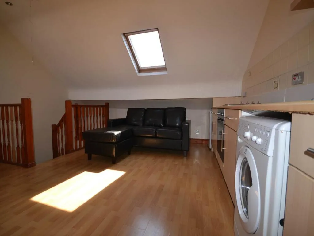 3 bedroom flat for rent