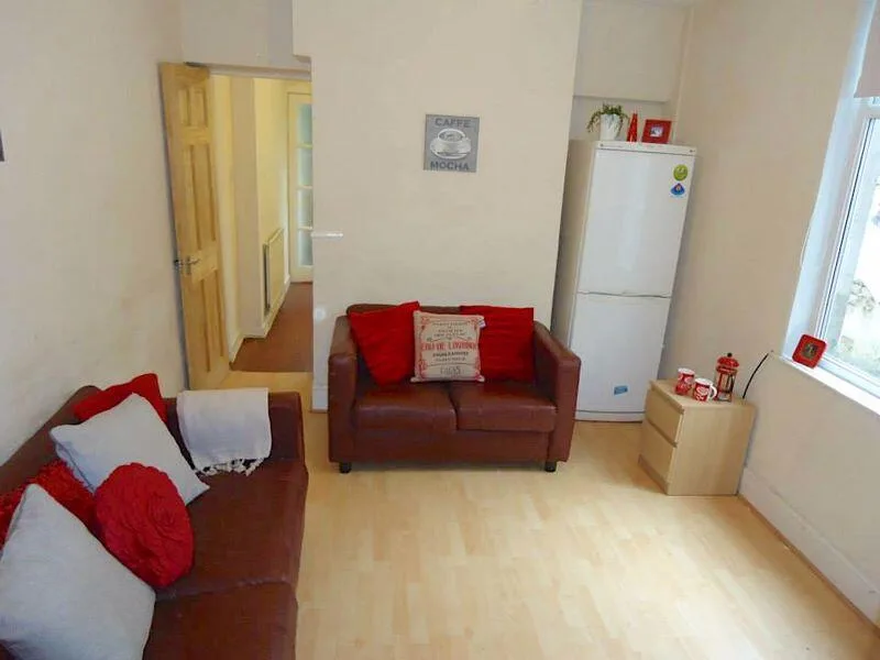 4 bedroom terraced house for rent