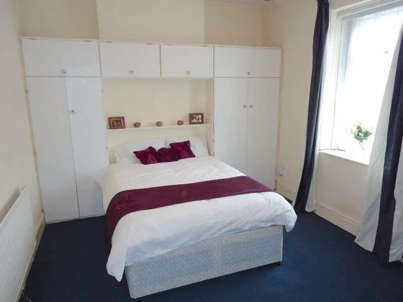 4 bedroom terraced house for rent