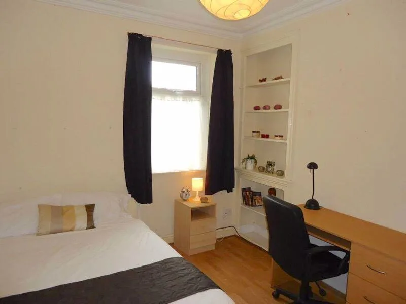 4 bedroom terraced house for rent