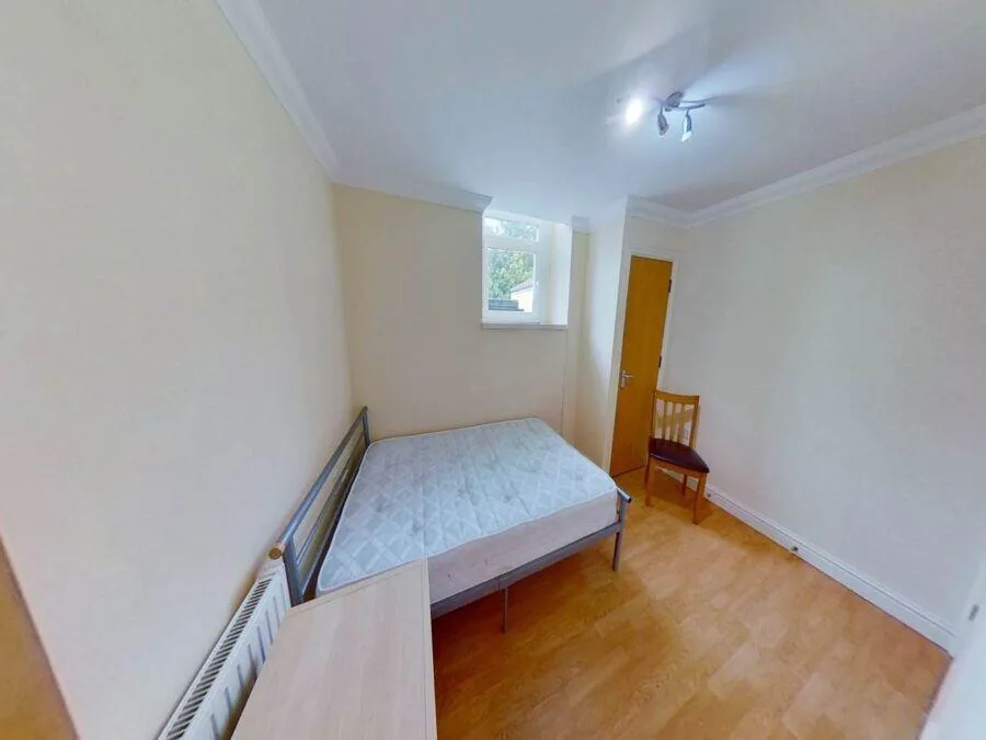 4 bedroom flat for rent