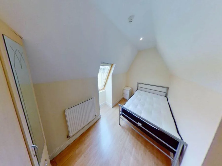 4 bedroom flat for rent