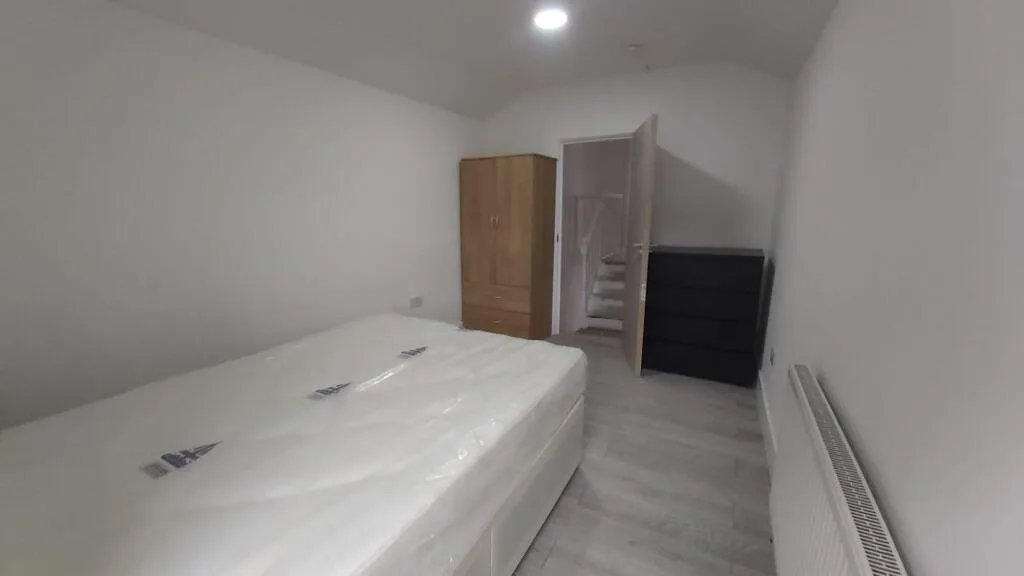 4 bedroom terraced house for rent