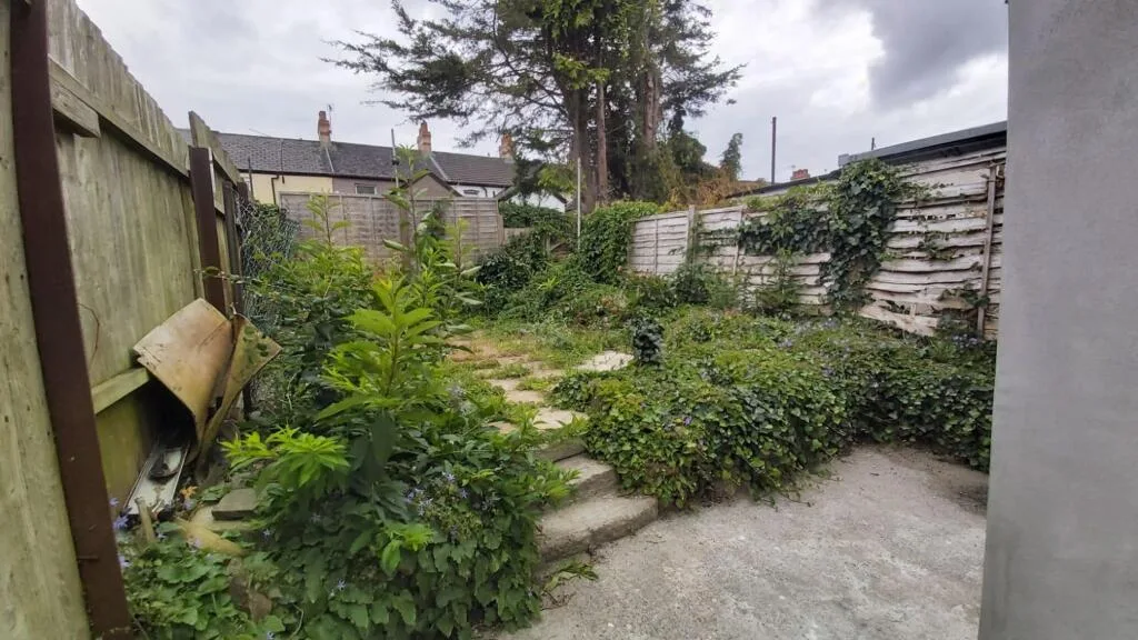 4 bedroom terraced house for rent