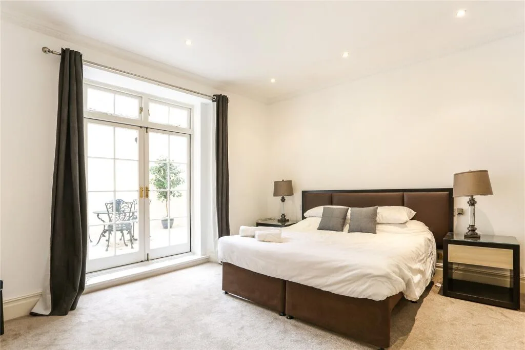 3 bedroom flat for rent