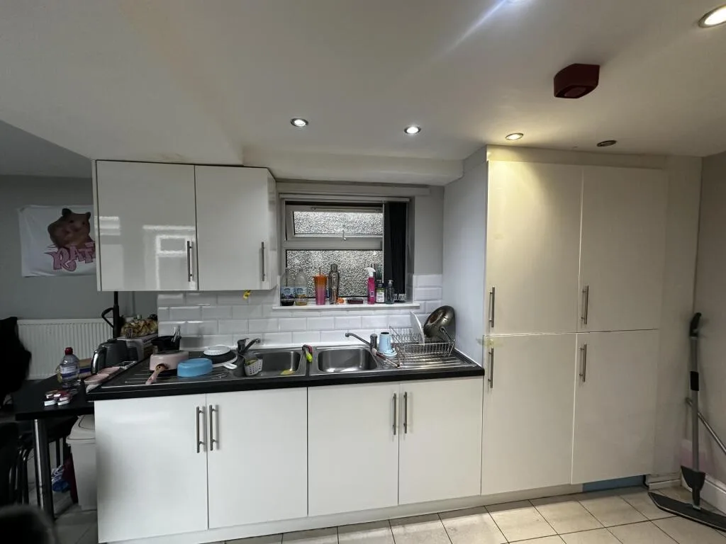 7 bedroom house for rent