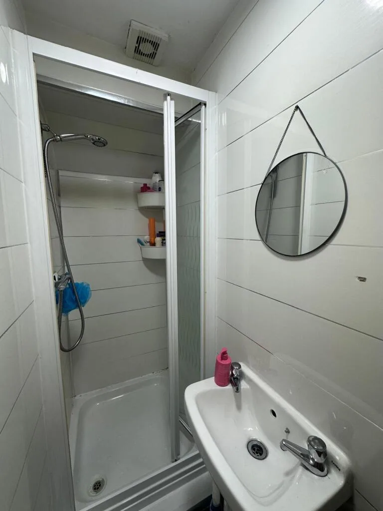 7 bedroom house for rent