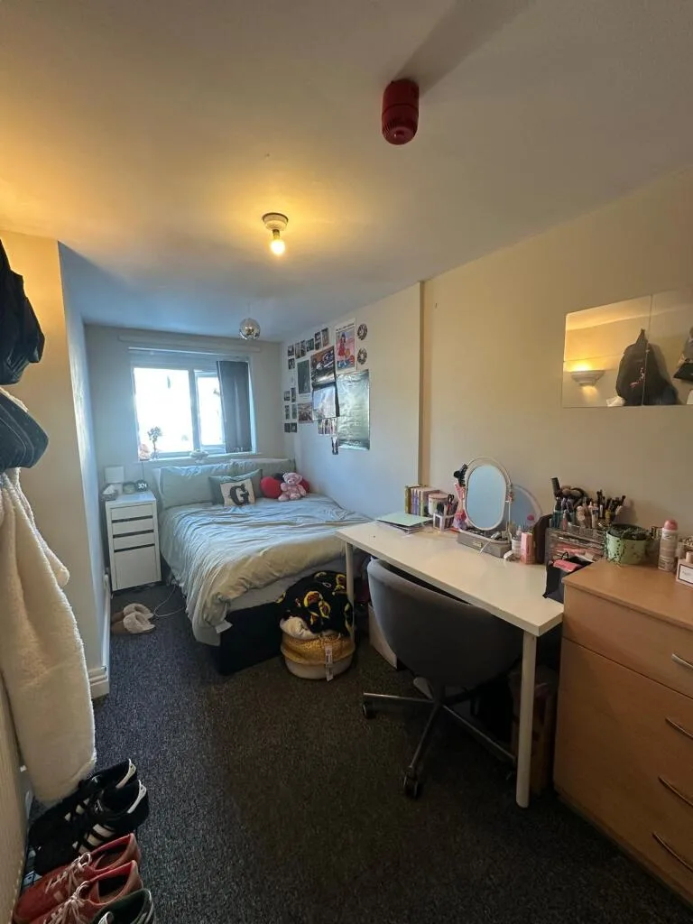 7 bedroom house for rent