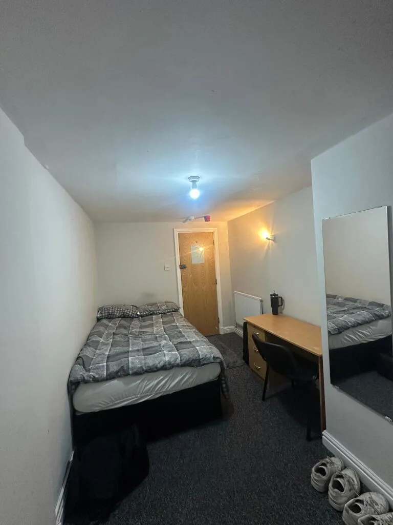 7 bedroom house for rent