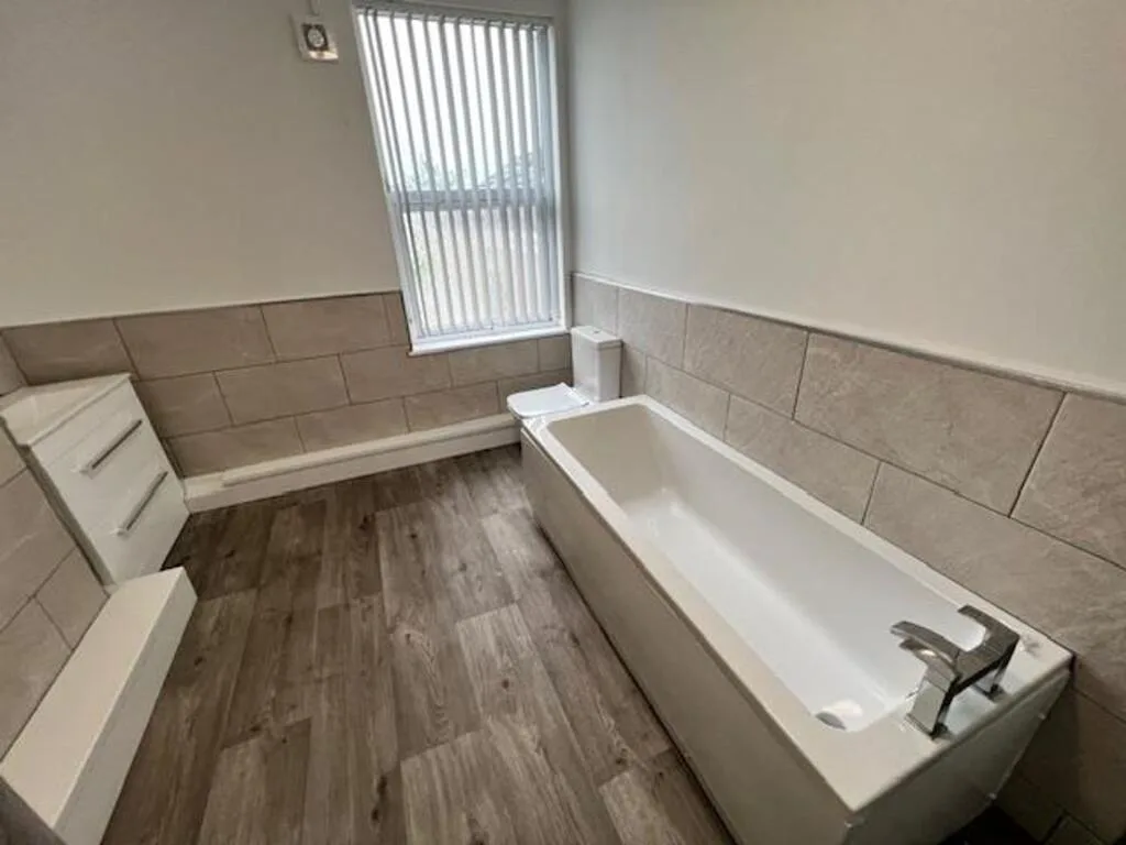 4 bedroom flat for rent