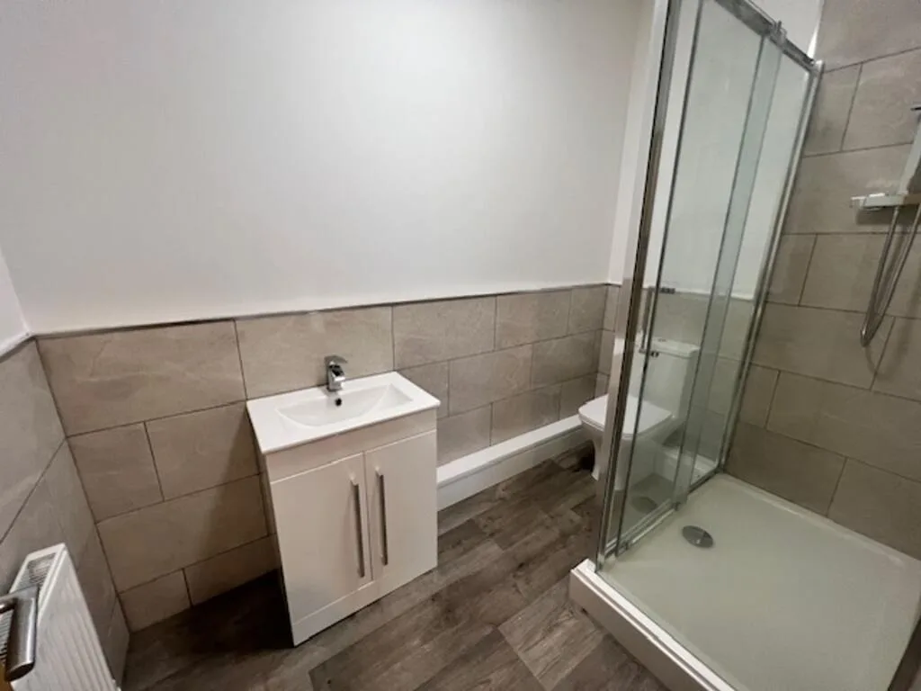 4 bedroom flat for rent