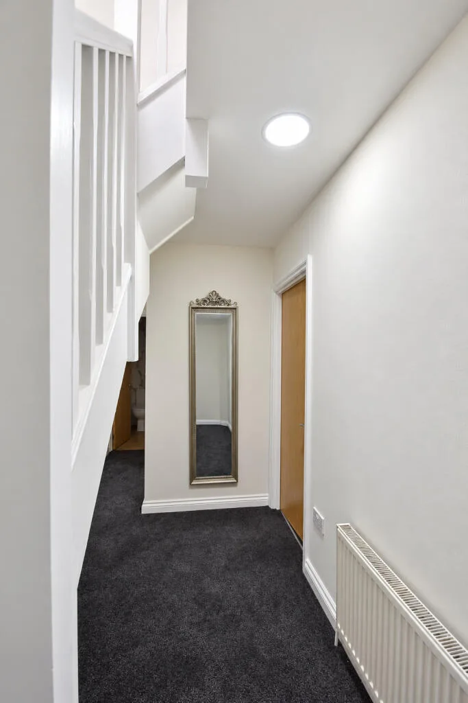 8 bedroom house for rent