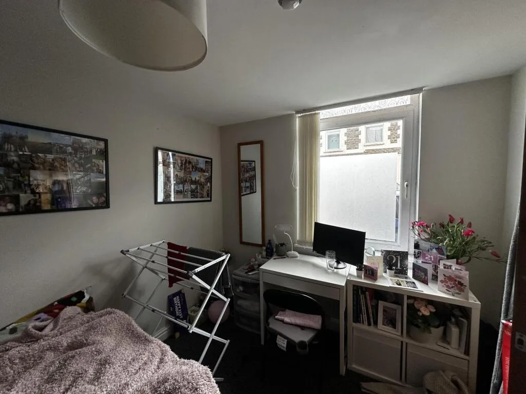 7 bedroom house for rent
