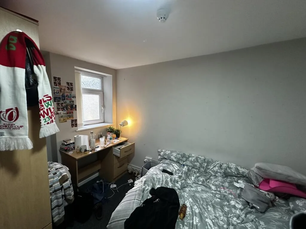 7 bedroom house for rent