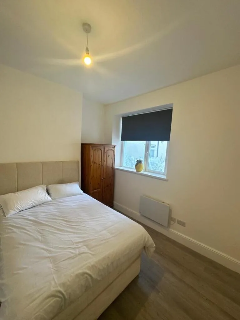 5 bedroom terraced house for rent