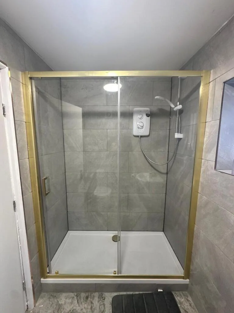 5 bedroom terraced house for rent