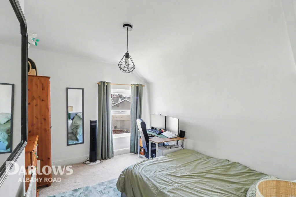 4 bedroom terraced house for rent
