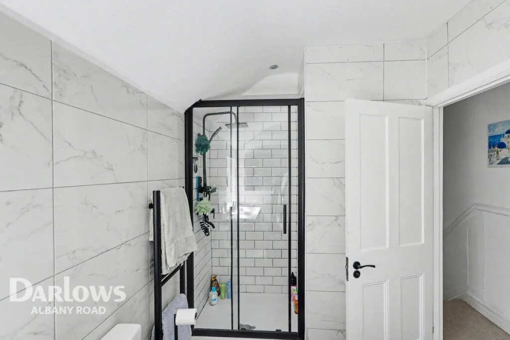 4 bedroom terraced house for rent