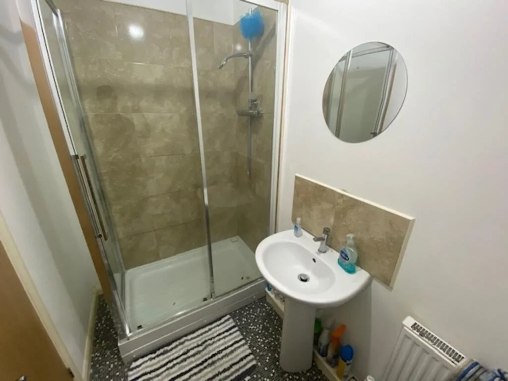 4 bedroom flat for rent