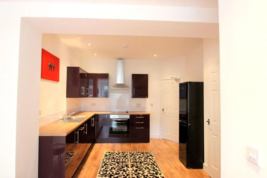 5 bedroom house for rent