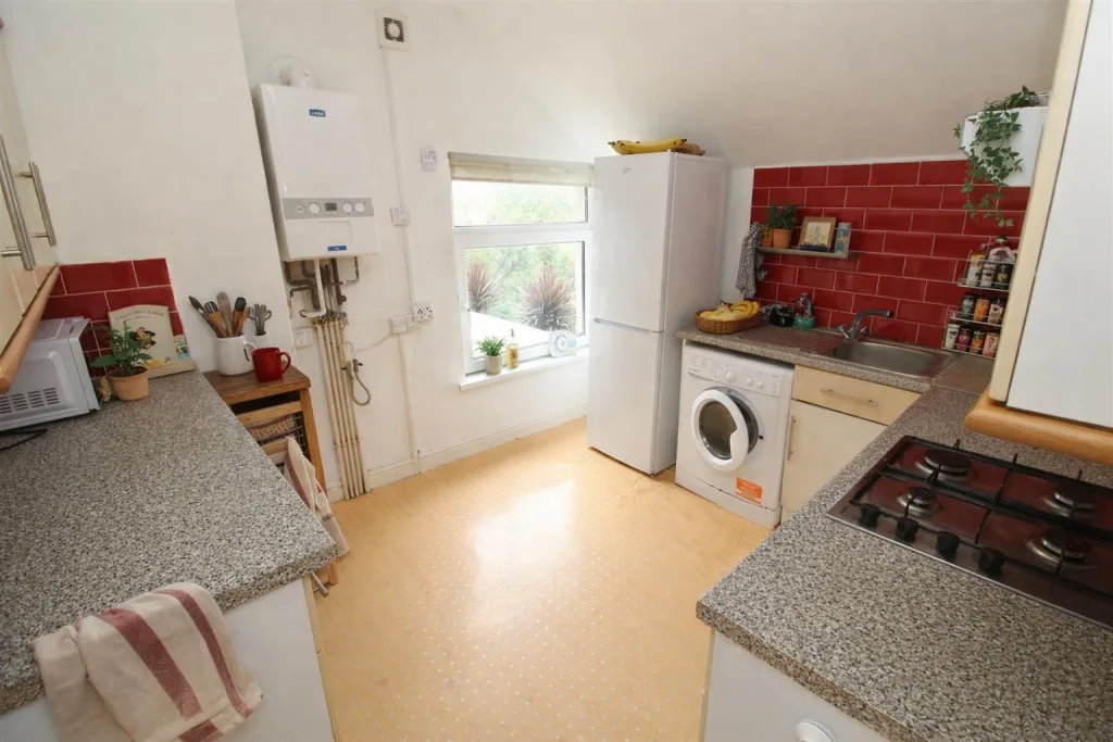 4 bedroom flat for rent