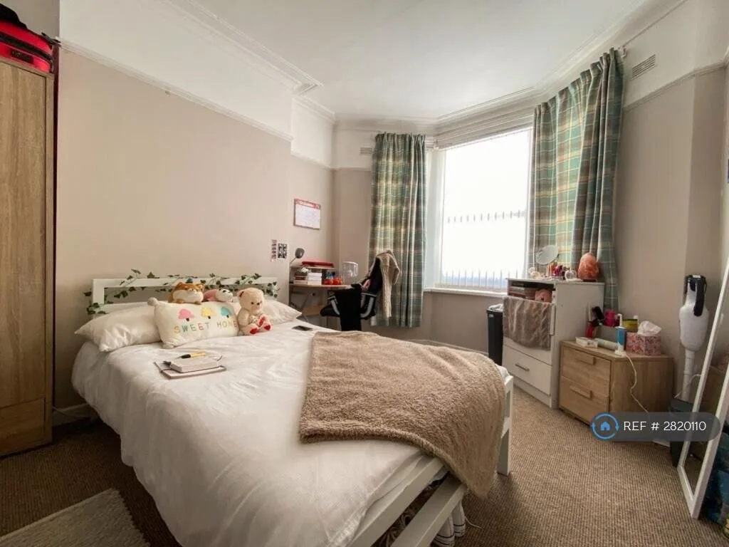 4 bedroom terraced house for rent