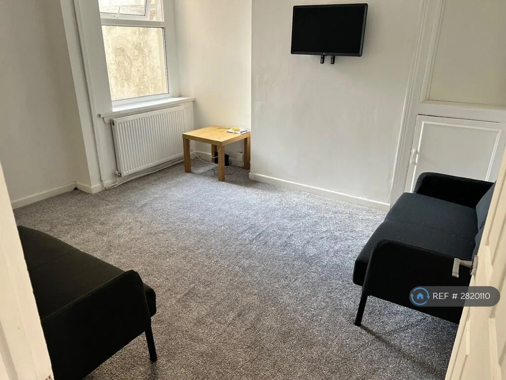 4 bedroom terraced house for rent