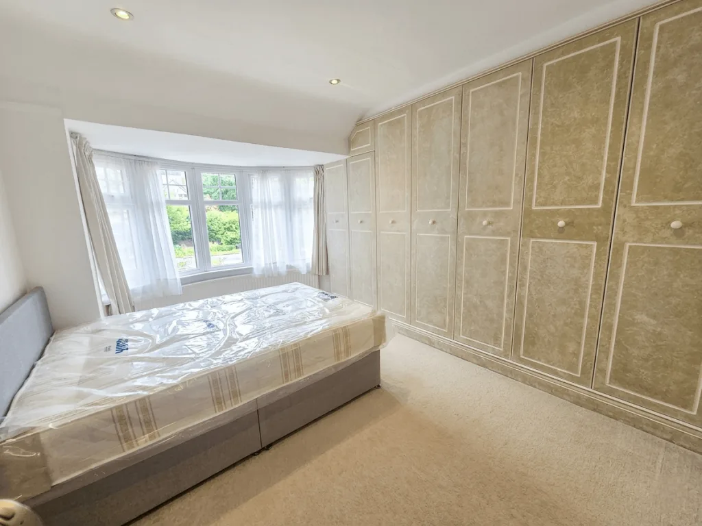 1 bedroom semi-detached house for rent
