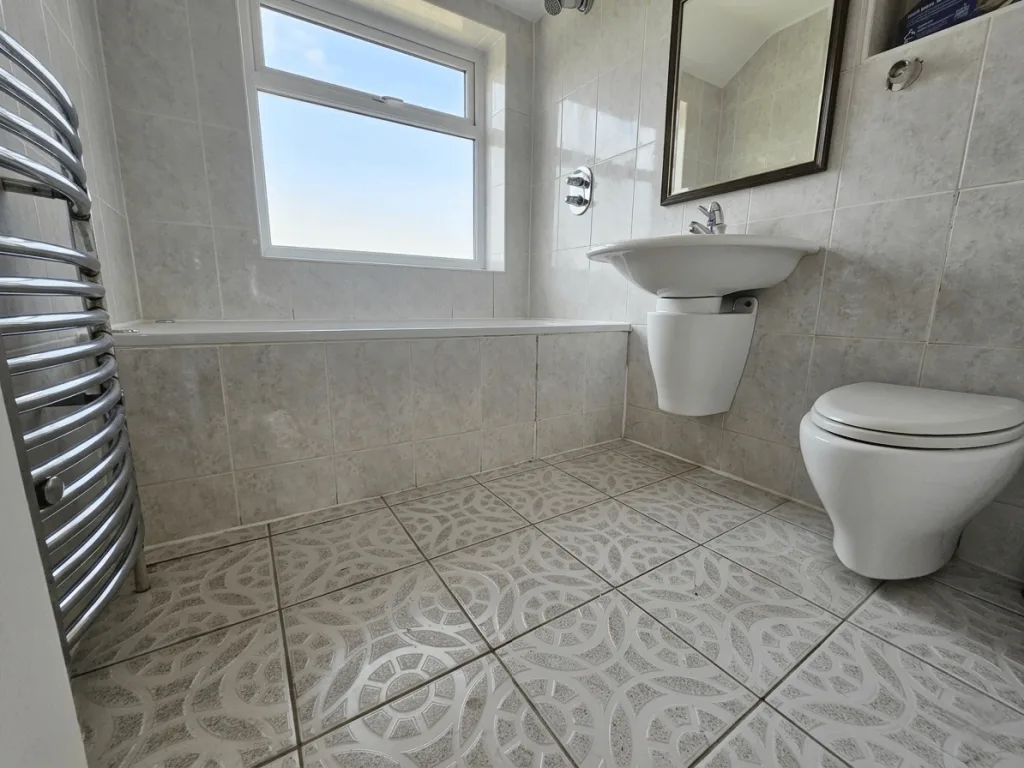 1 bedroom semi-detached house for rent