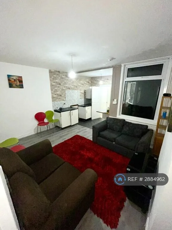 1 bedroom house share for rent